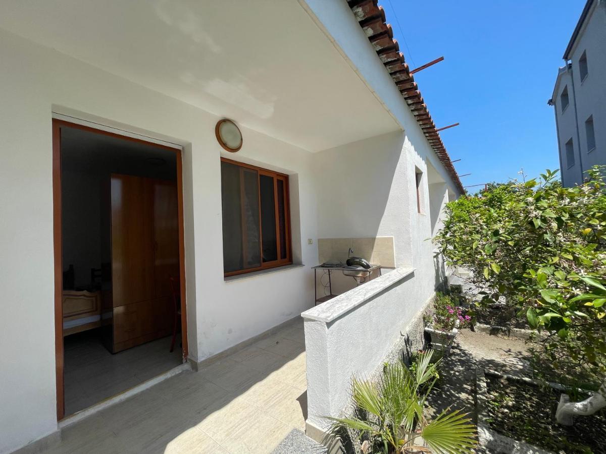 Casa de hóspedes Vila Cano Durrës