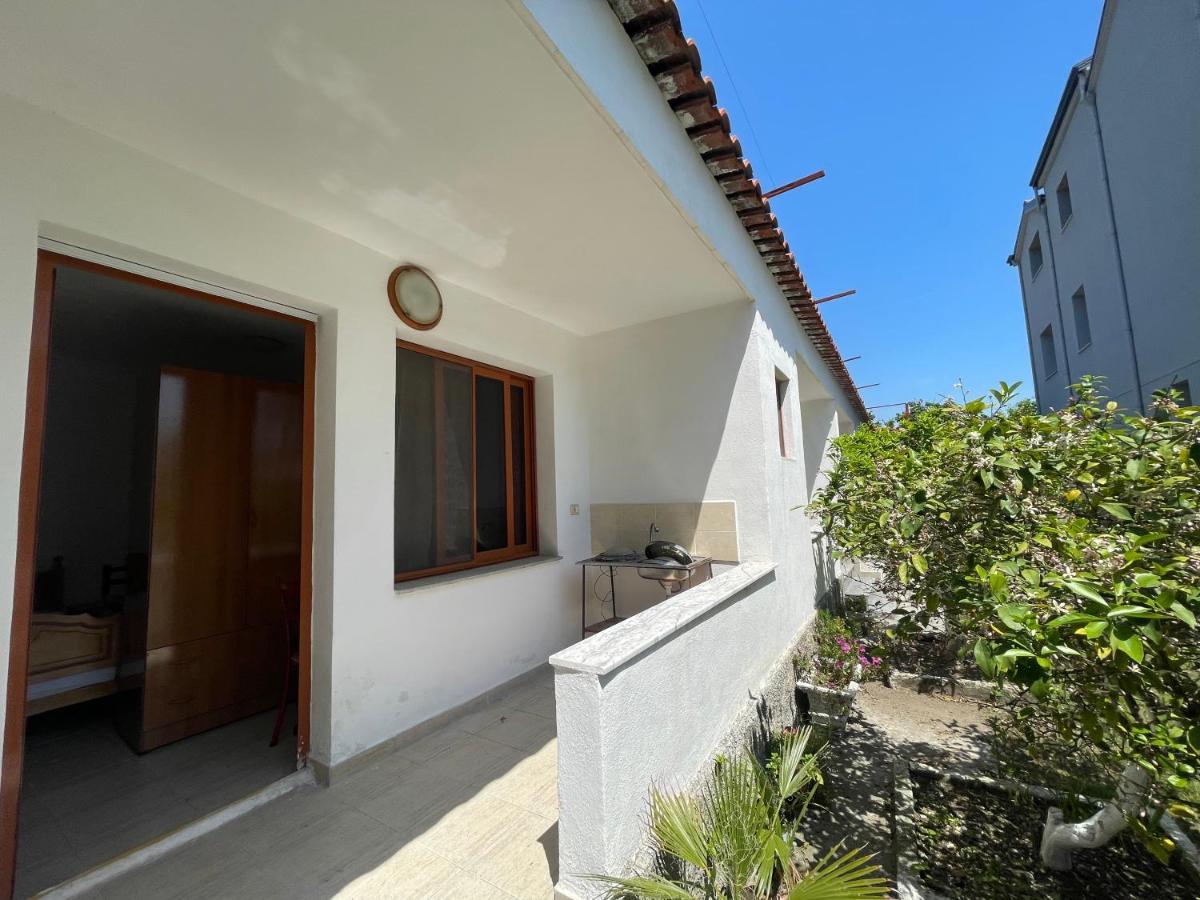 Vila Cano * Durrës